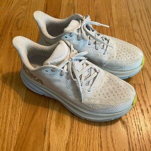 Hoka Clifton 9 in Nimbus Cloud/Ice Water size 7